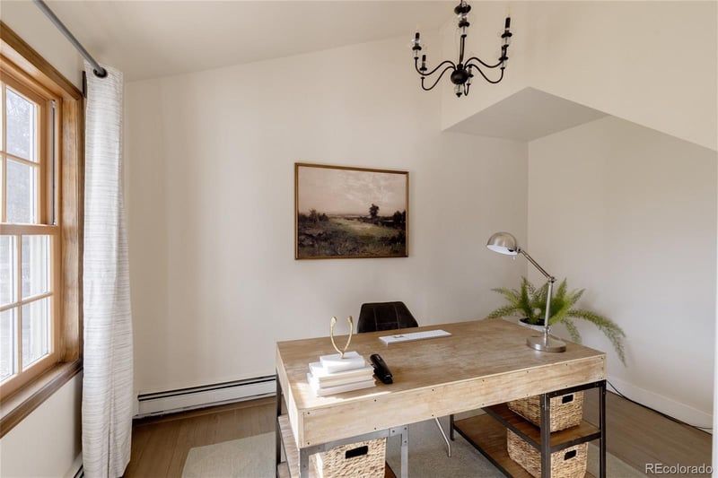 2525 S Jackson St, Denver, CO 80210