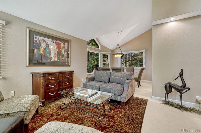 10084 Armadillo Dr, Lone Tree, CO 80124