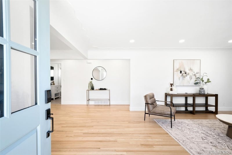 6769 Foresthill St, Littleton, CO 80120