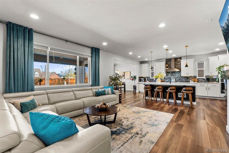 14667 71st Dr, Arvada, CO 80004