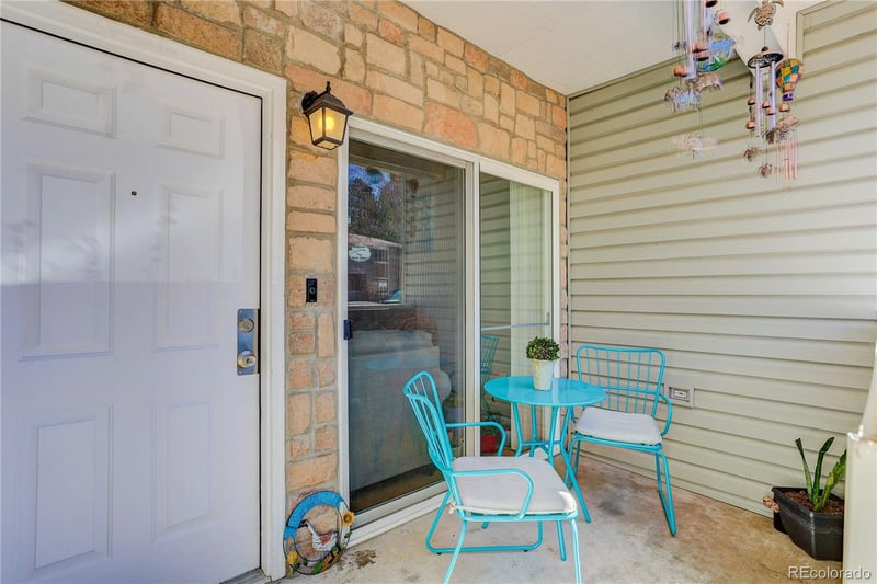 908 Yampa St #104, Aurora, CO 80017