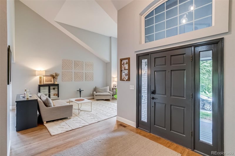 8927 Green Meadows Ln, Littleton, CO 80126