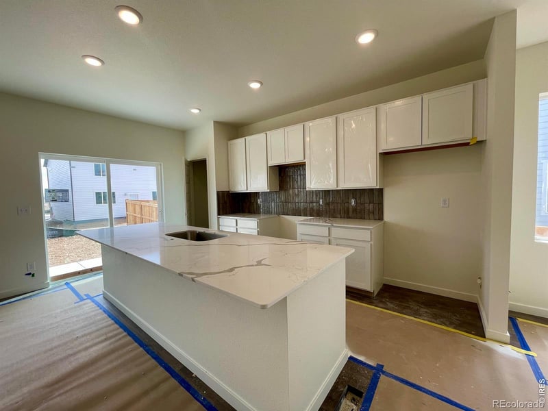 811 Ayrshire Rd, Johnstown, CO 80534