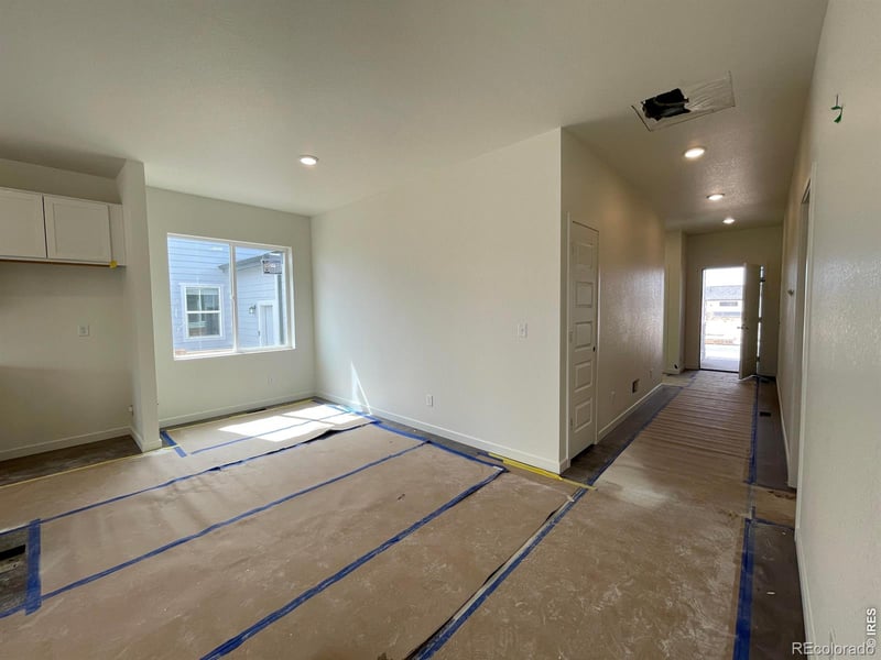 811 Ayrshire Rd, Johnstown, CO 80534