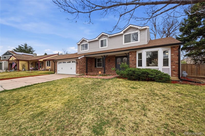 1402 Long Pl, Centennial, CO 80122