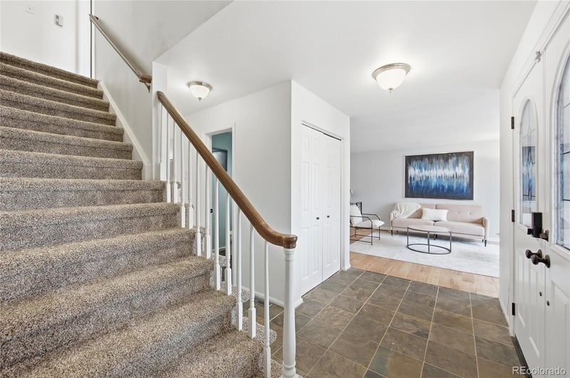 1402 Long Pl, Centennial, CO 80122