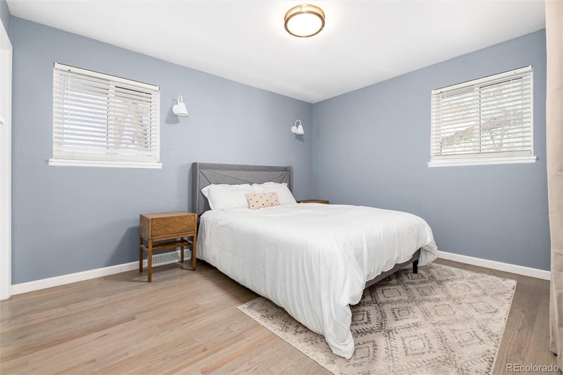 1211 W 102nd Pl, Northglenn, CO 80260