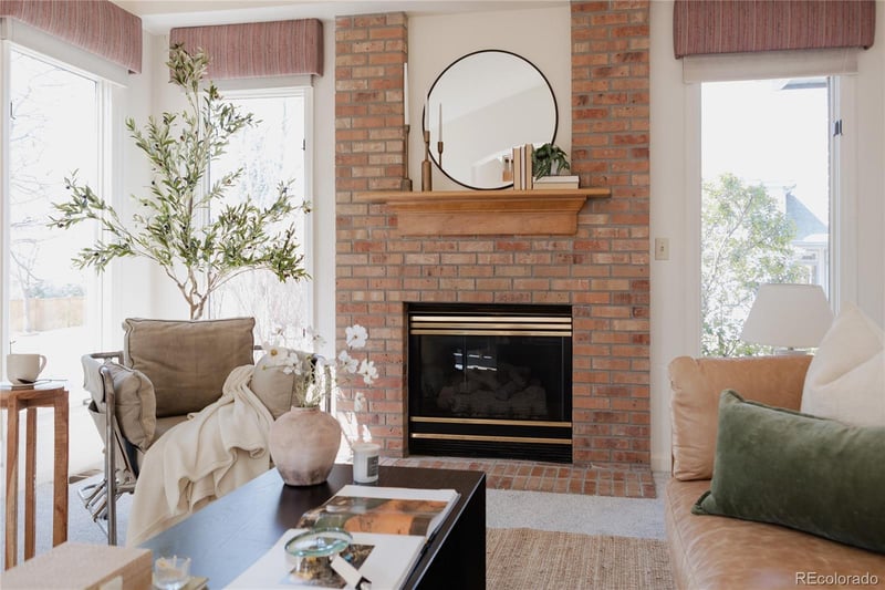 2630 S Iris St, Lakewood, CO 80227