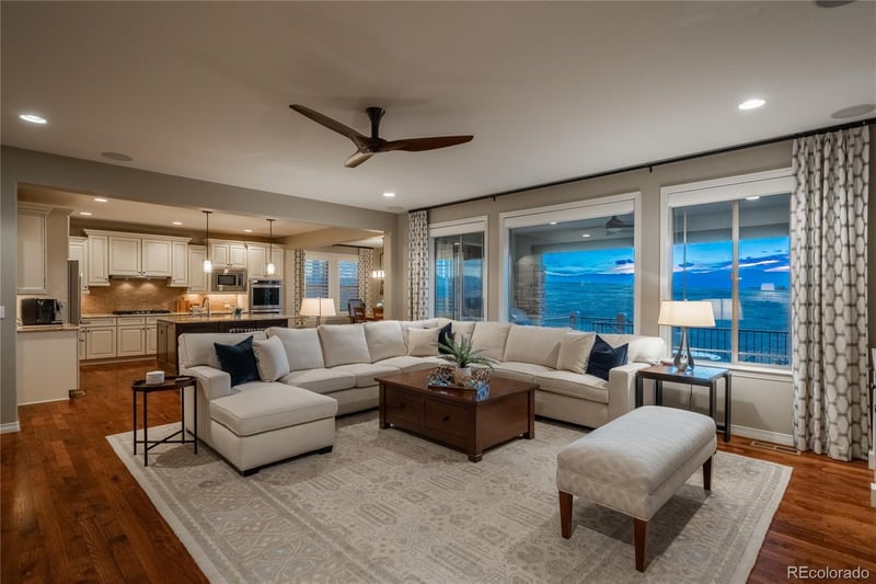 10715 Manorstone Dr, Highlands Ranch, CO 80126