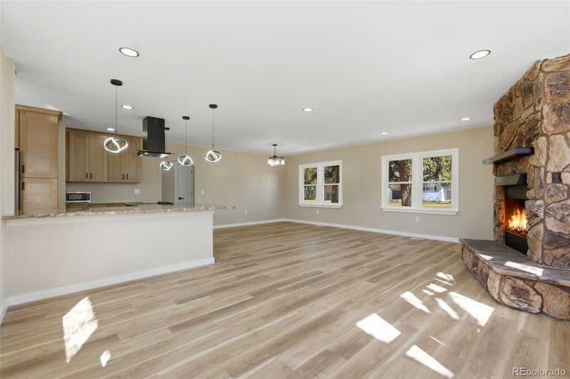 4895 Fox St, Englewood, CO 80110