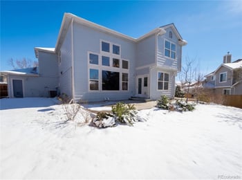 5817 Espana St, Aurora, CO 80015