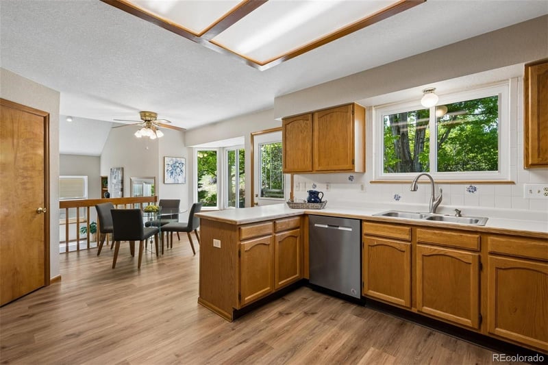 8257 Kline St, Arvada, CO 80005