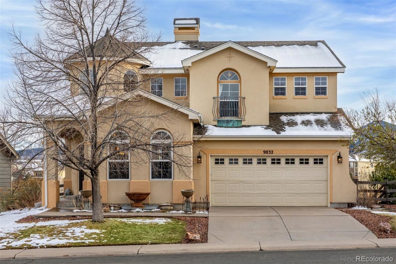9832 Crystal Lake Dr, Littleton, CO 80125