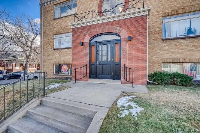 3795 Grove St, Denver, CO 80211