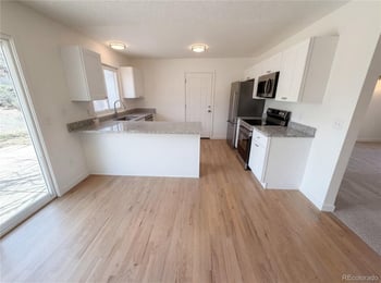 1146 S Cathay St, Aurora, CO 80017