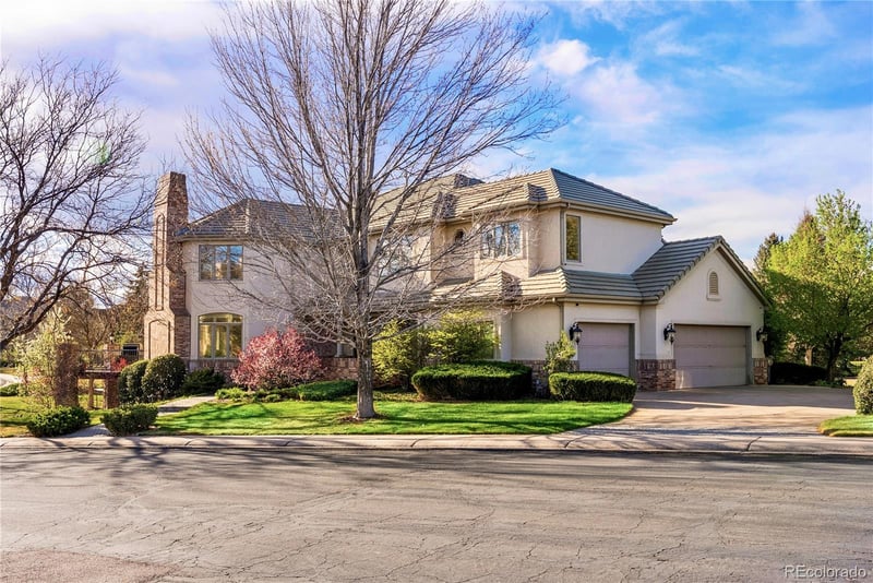 291 Fairchild Dr, Highlands Ranch, CO 80126