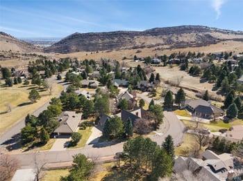 5 Porcupine Ln, Littleton, CO 80127