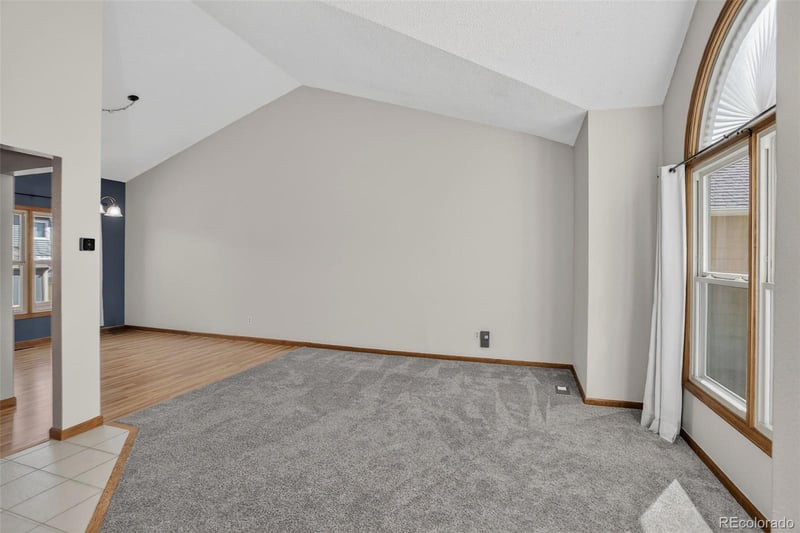 5250 Yampa Ct, Centennial, CO 80015