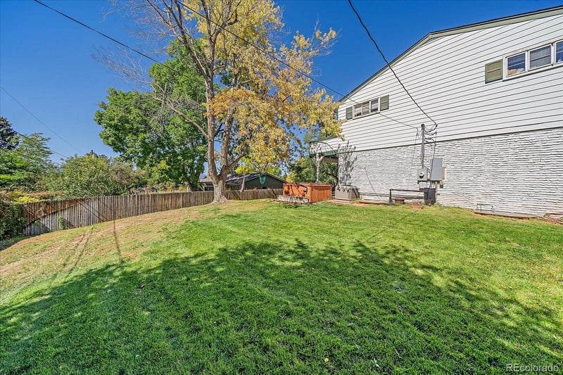 6805 Harrison St, Centennial, CO 80122