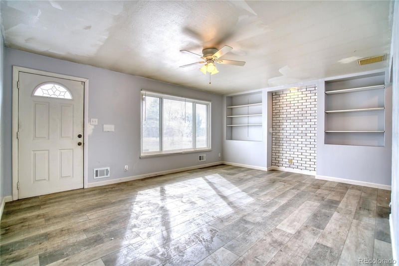 3137 Ursula St, Aurora, CO 80011