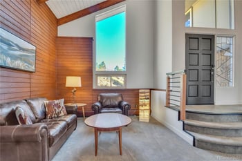 30334 Roan Dr, Evergreen, CO 80439