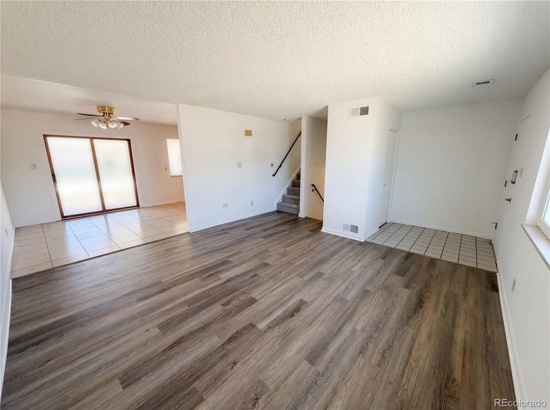 1587 Salem Cir, Aurora, CO 80012