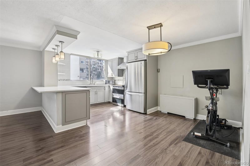 1155 Ash St #302, Denver, CO 80220