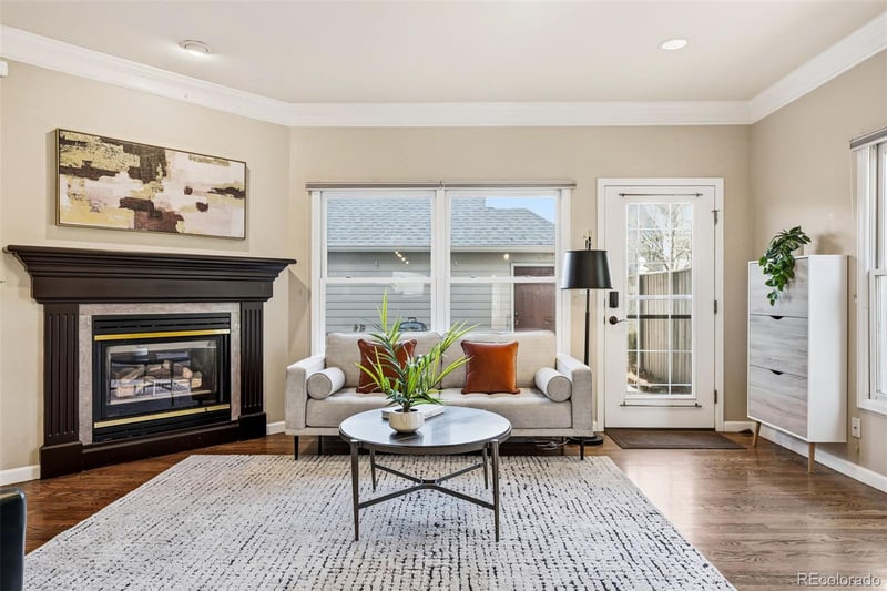 944 Ivanhoe St, Denver, CO 80220