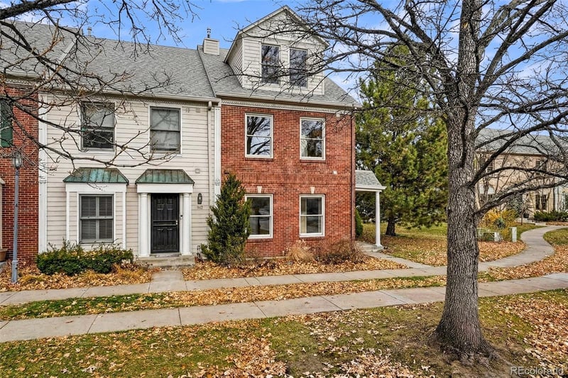 944 Ivanhoe St, Denver, CO 80220