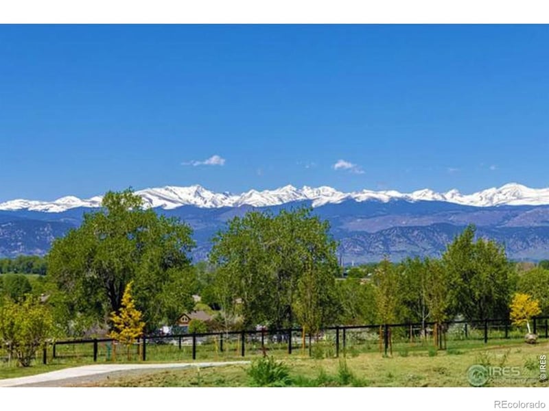 925 Latigo Loop, Lafayette, CO 80026