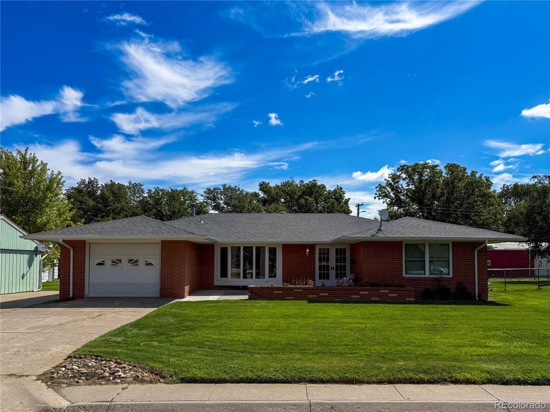 862 14th St, Burlington, CO 80807