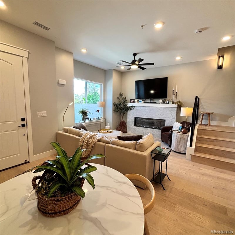 364 Orchard Rd, Centennial, CO 80121