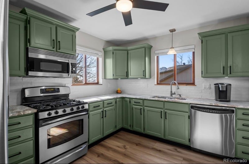 320 Columbine Rd, Palmer Lake, CO 80133