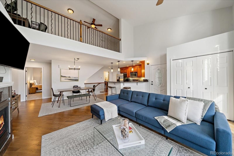 6737 Yale Ave, Lakewood, CO 80227