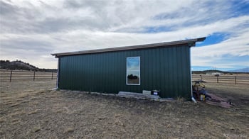 7155 Pine Bluff Ln, Pueblo, CO 81004