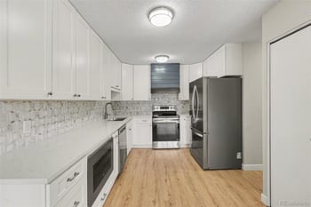 680 Alton Way #7B, Denver, CO 80247