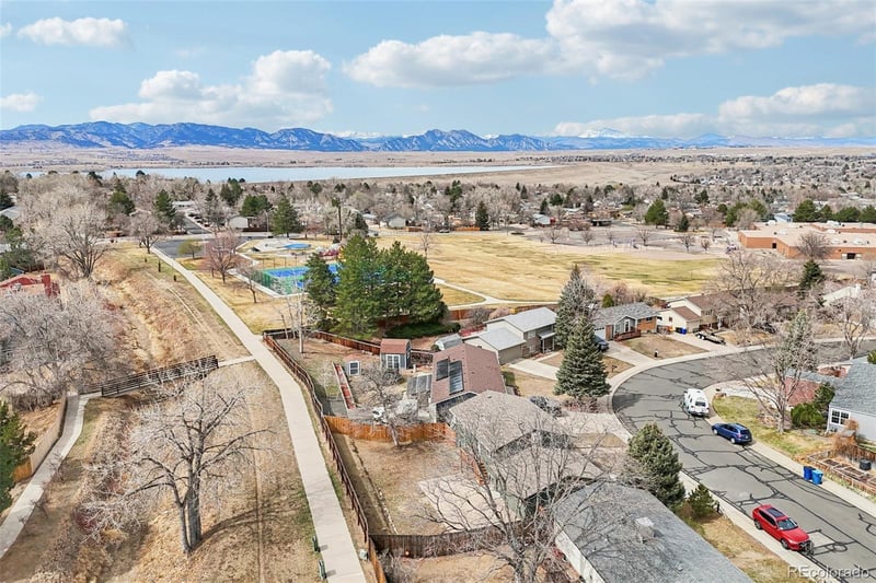 9005 Dudley St, Broomfield, CO 80021