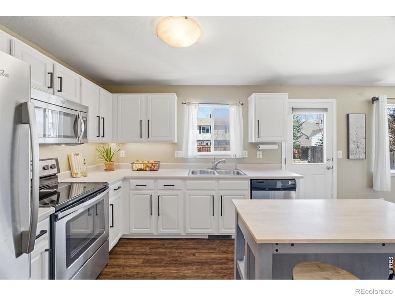 2110 Astoria Ln, Longmont, CO 80504