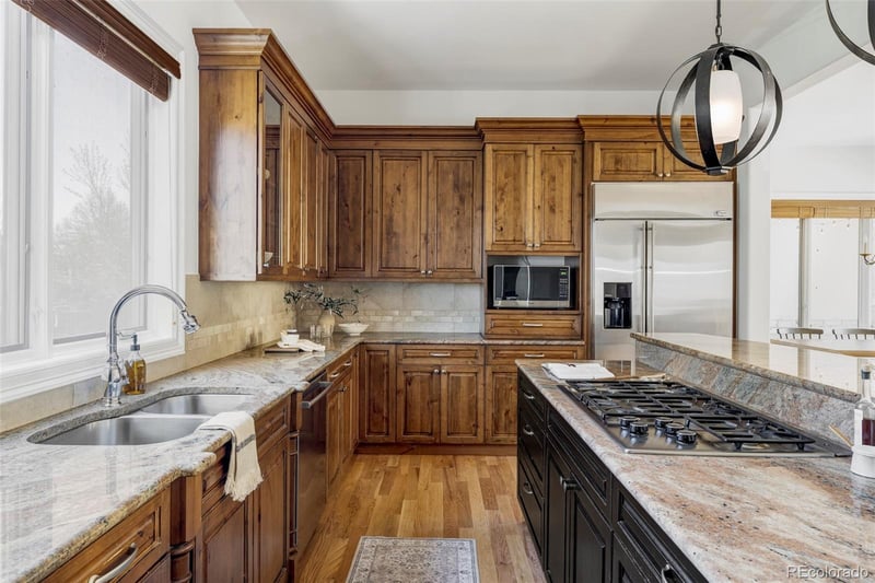 2860 Clinton St, Denver, CO 80238