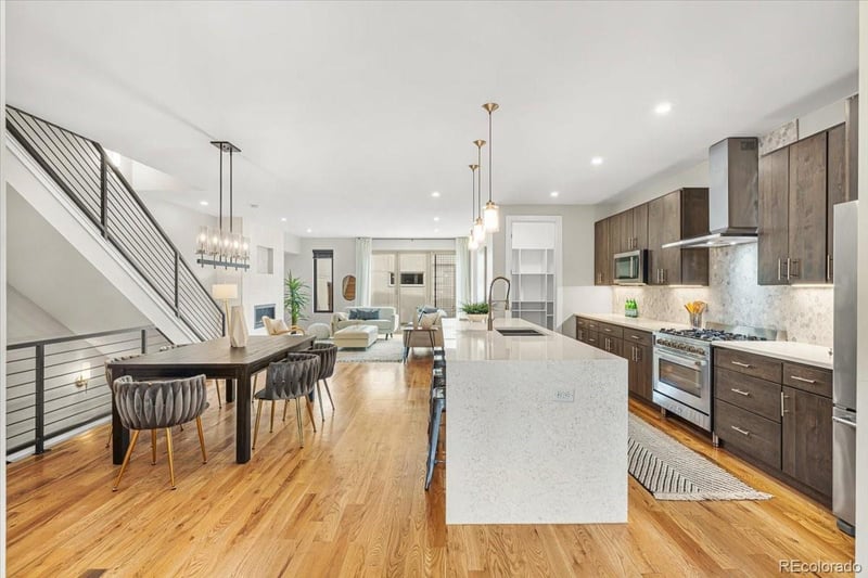 2930 S Lincoln St, Englewood, CO 80113