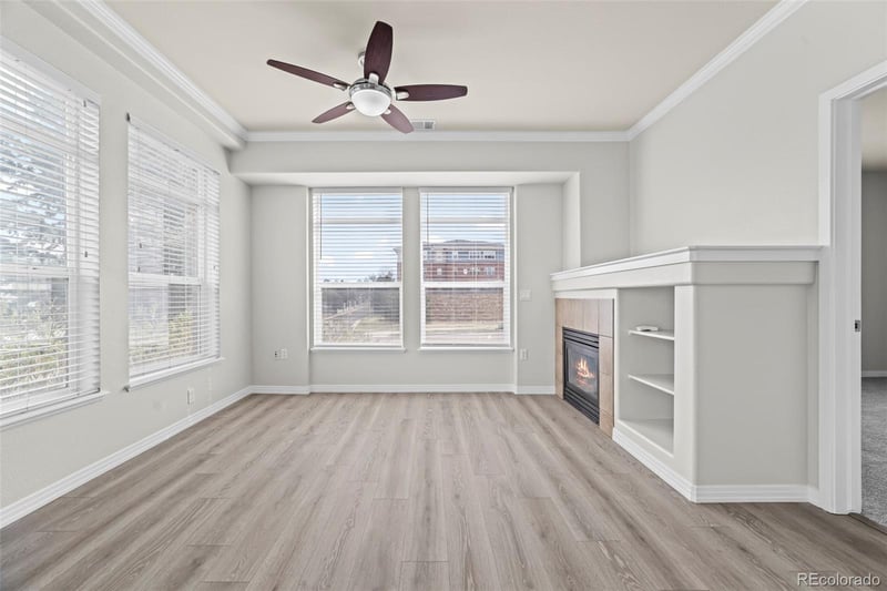 10176 Park Meadows Dr #2101, Lone Tree, CO 80124