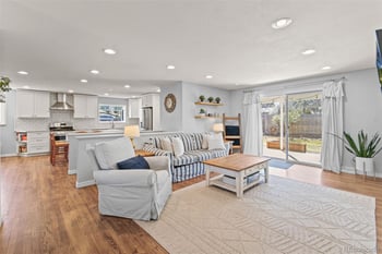 840 Dogwood Ave, Centennial, CO 80121