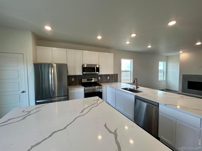 230 Buckboard Dr, Hudson, CO 80642