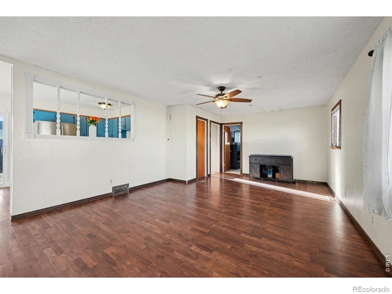 3402 Montrose St, Evans, CO 80620