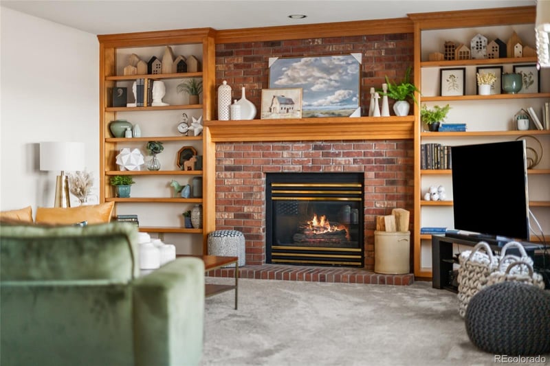 8586 Meadow Creek Dr, Highlands Ranch, CO 80126