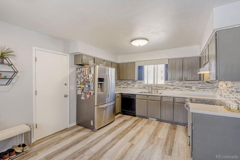 6945 Ulster Cir, Englewood, CO 80112