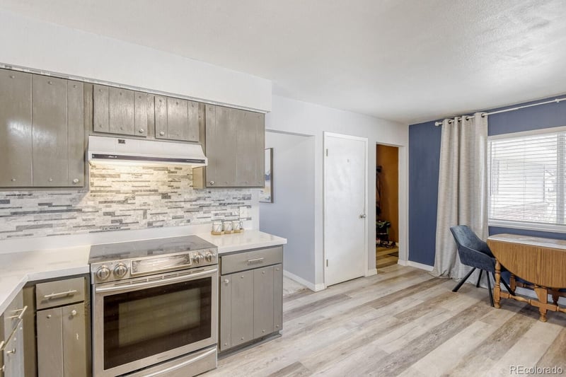 6945 Ulster Cir, Englewood, CO 80112