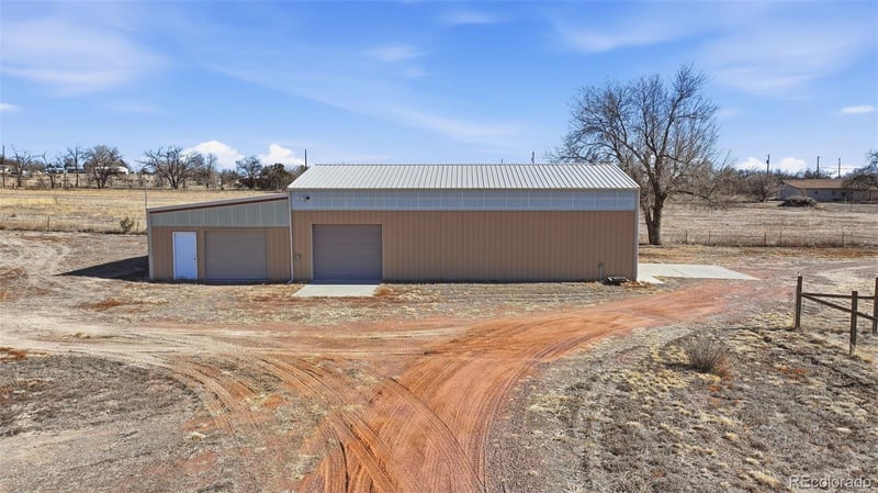 875 7th St, Penrose, CO 81240