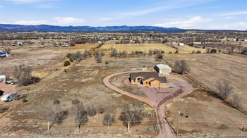 875 7th St, Penrose, CO 81240