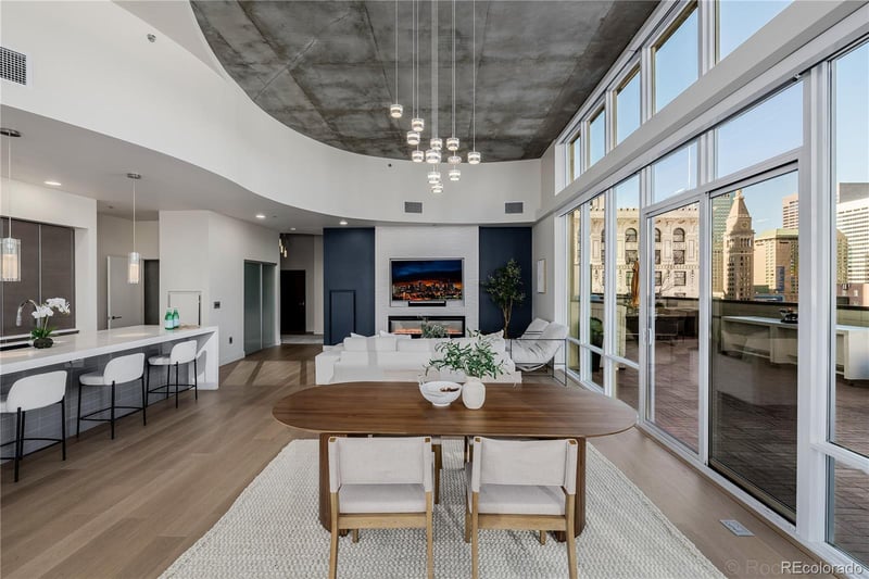 891 14th St #909, Denver, CO 80202